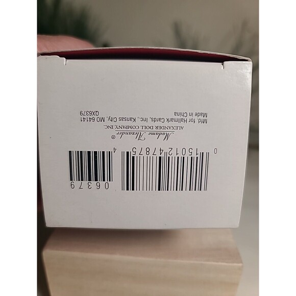 VTG Hallmark Keepsake Red Queen Alice In Wonderland Christmas Ornament 1999 - Picture 3 of 7